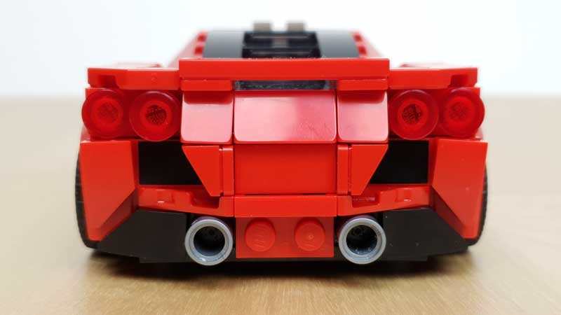 Ferrari F8 Rückenansicht