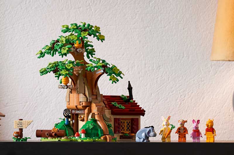 LEGO® Winnie the Pooh Set (©2021 The LEGO Group)