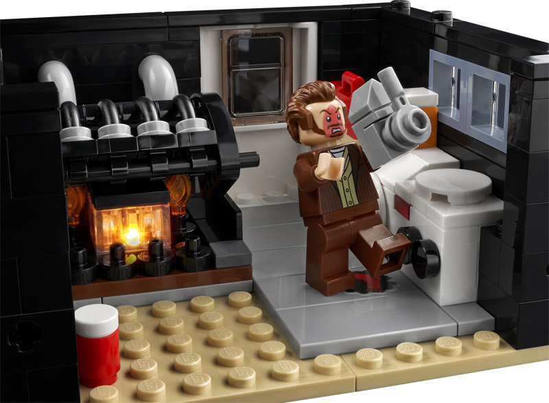 LEGO Kevin allein zu Haus 21330