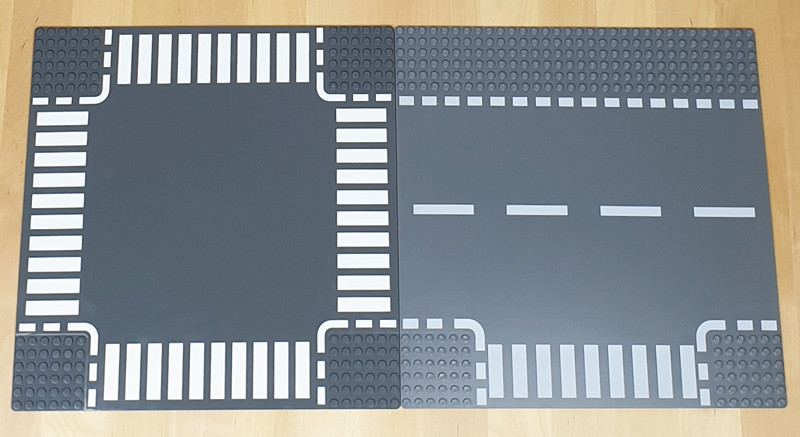 Straßenplatten im Vergleich - Links: Wange / Rechts LEGO® 