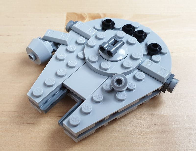 LEGO® Star Wars™ Magazin Nr. 80/2022 mit Millenium Falcon