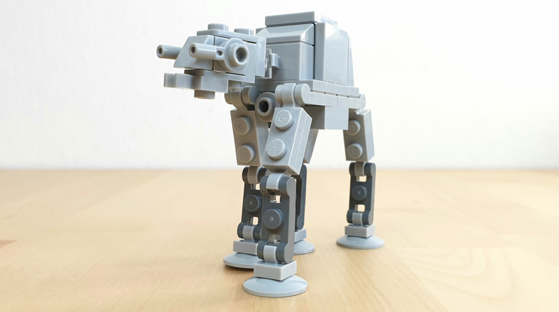 LEGO® Star Wars™ Magazin Nr. 82/2022 mit AT-AT™ Mini-Modell