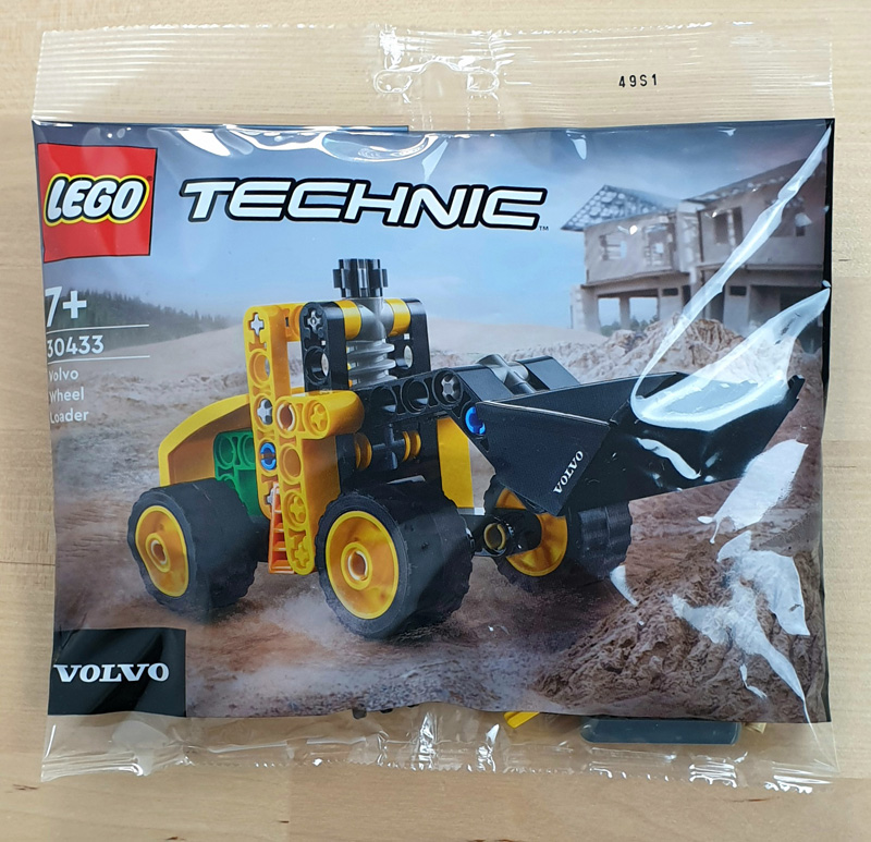 LEGO® Technic™ Magazin XXL 1/2022 mit Volvo Radlader Polybag