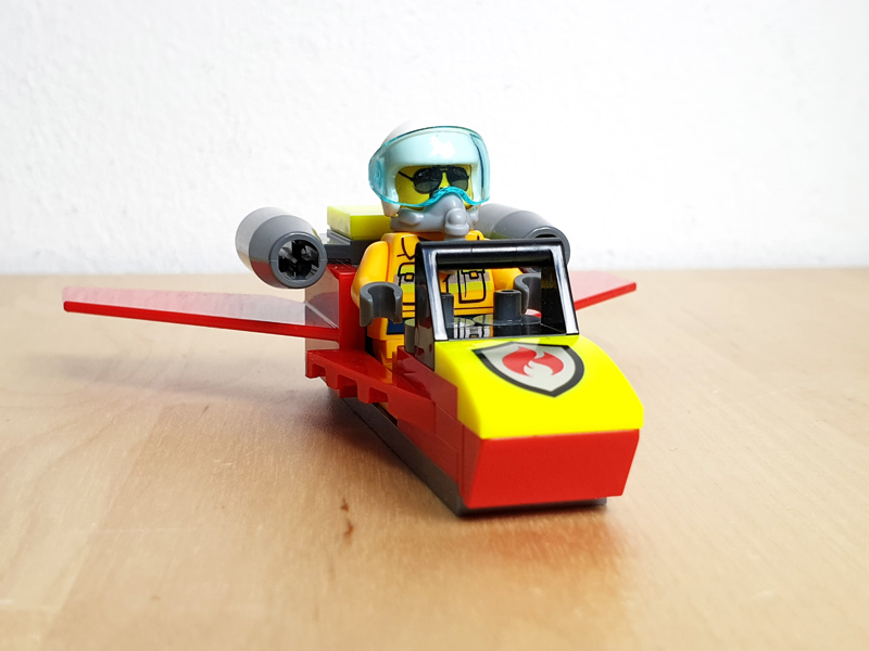 LEGO Feuerwehrjet mit Paula Popp