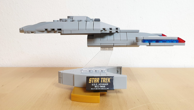 BlueBrixx Pro Star Trek Voyager NCC 74656 Review