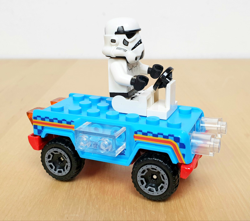 Hot Wheels Bricking Trails mit Stormtrooper