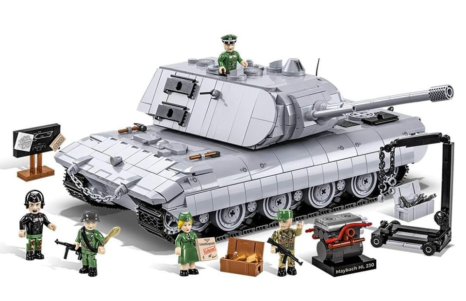 COBI limited Edition Panzerkampfwagen E-100 aufgebautes Set und Minifiguren