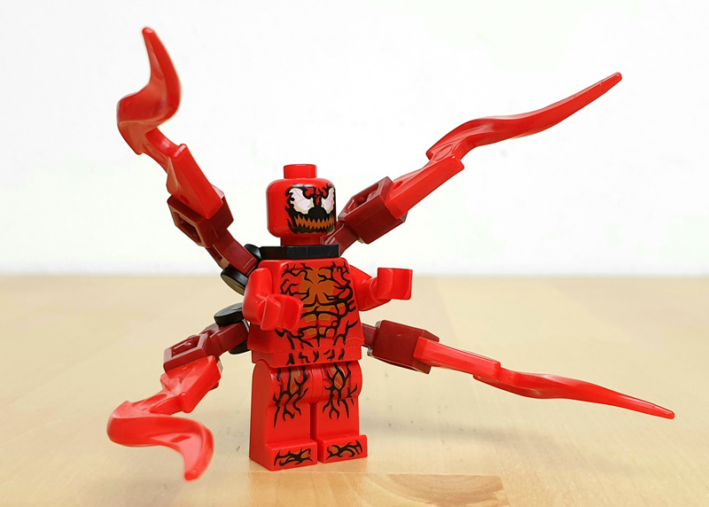 LEGO Carnage Minifigur mit Tentakeln Seitenansicht