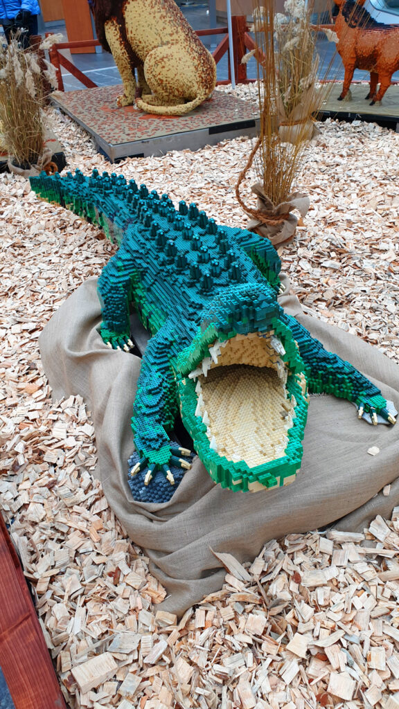 BrickLive Schenefeld Safari Krokodil mit geöffnetem Maul