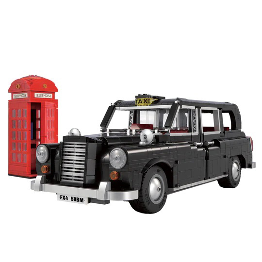 CaDA London Taxi und Telefonzelle