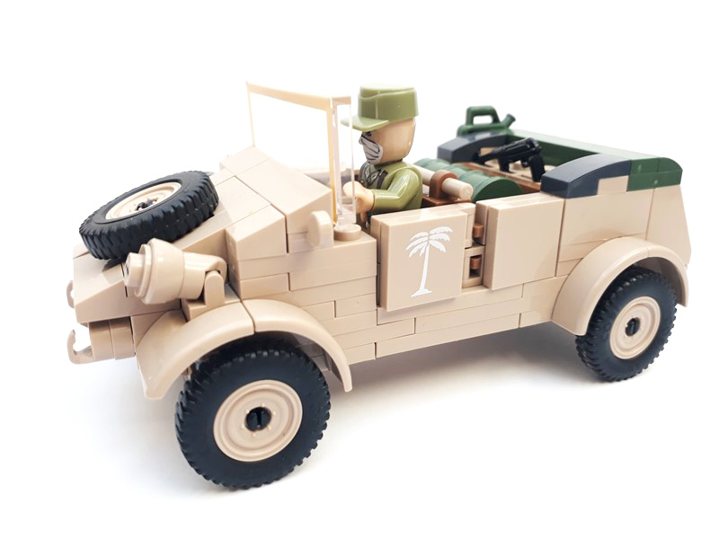 COBI Volkswagen Typ 82 Kübelwagen 2402 Set mit Minifigur im Auto