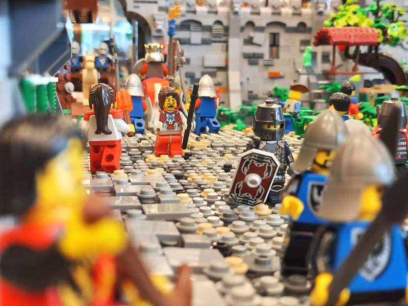 Bricks am Meer 2023 LEGO Veranstaltung Ausstellungsstück Ritter Minifiguren
