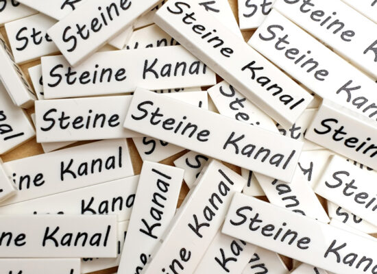 Neue Steine Kanal-Fliesen eingetroffen
