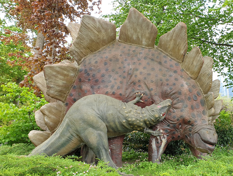 Steine Kanal unterwegs Tierpark Hagenbeck Dinos