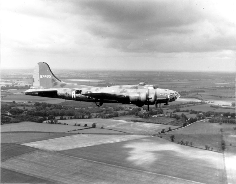 COBi News 48 Boeing B17 Flying Fortress Memphis Belle historisches Original