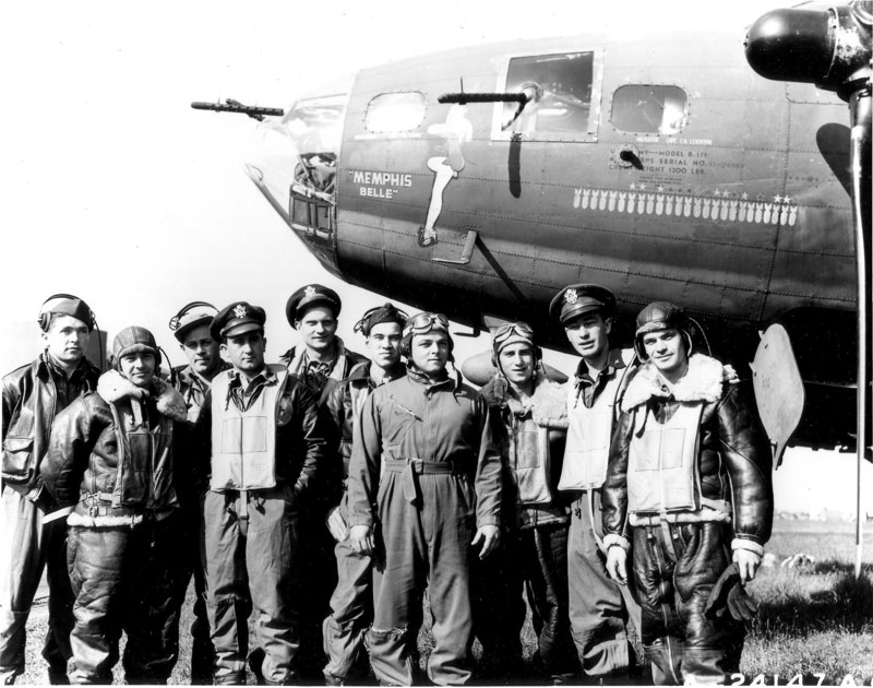 COBi News 48 Boeing B17 Flying Fortress Memphis Belle Crew