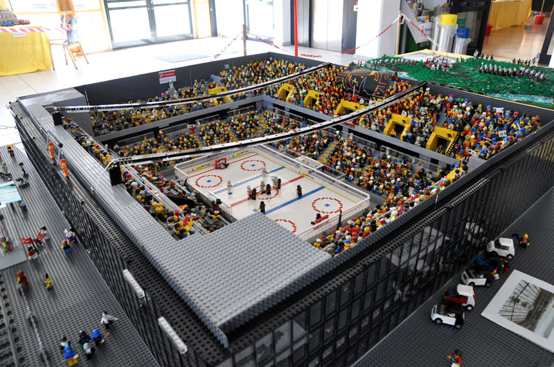 Lego Ausstellung ABSolut Steinchen MOC Stadion