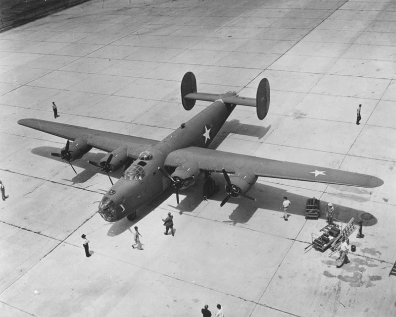 COBI 5739 Consolidated B-24D Liberator historisches Original