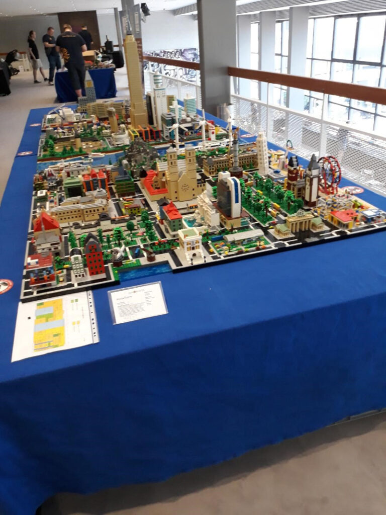 LEGO-Ausstellung Kloster Machern 2023 Micropolis Gesamtansicht