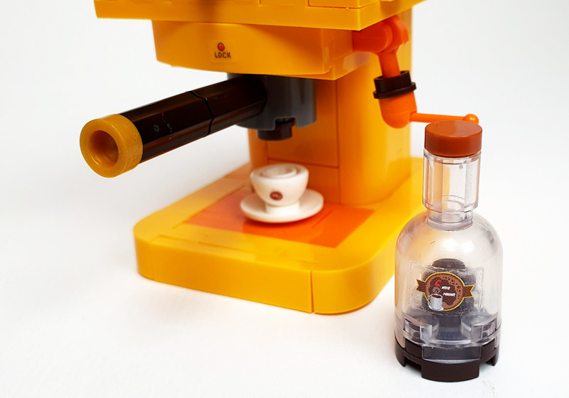 Forange Haushaltsgeräte Kaffeemaschine FC8274 Detail Flasche