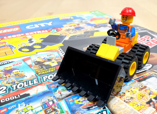 LEGO City Magazin Nr. 58/2023 mit Radlader und Basti Baggerson-Minifigur