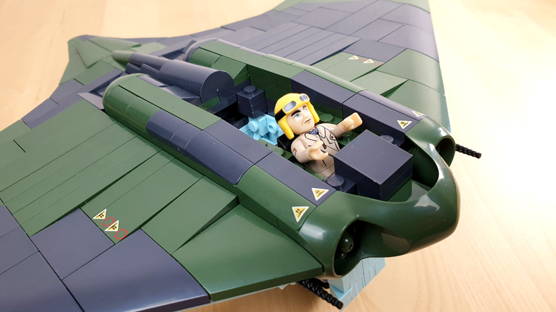 COBI Horten Ho 229 5756 Limited Edition Minifigur im Cockpit