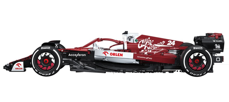 CaDA C64005W Alfa Romeo F1 Team ORLEN C42 Ansicht Seite