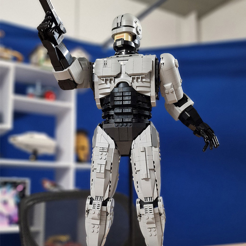BlueBrixx RoboCop Displaymodell Preview
