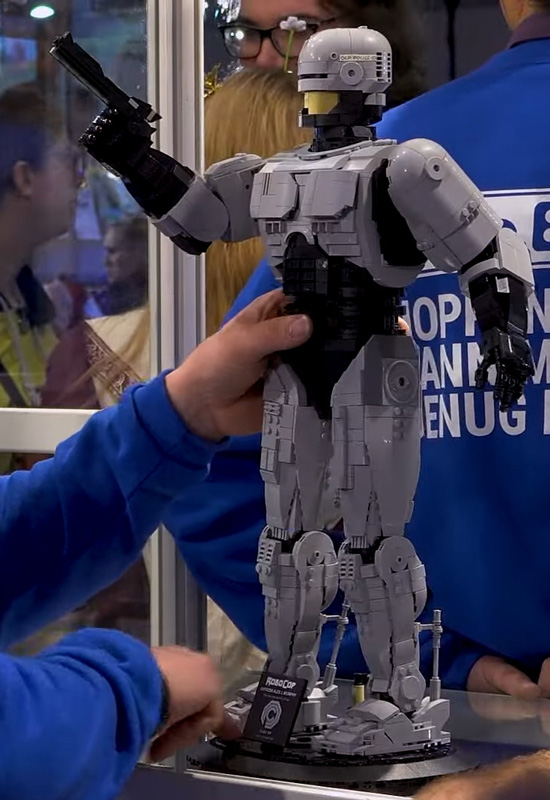 Bluebrixx RoboCop Figur Preview Comic Con 2023