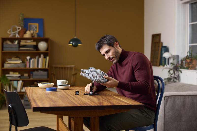 LEGO Millenium Falcon 75375 Lifestyle Jubiläum 25 Jahre