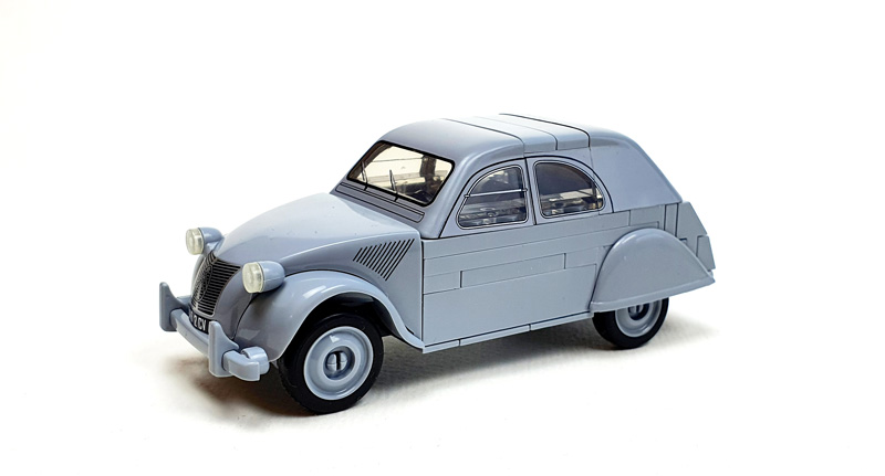 COBI Citroen 2CV Type A 24510 Set aufgebaut schräge Ansicht