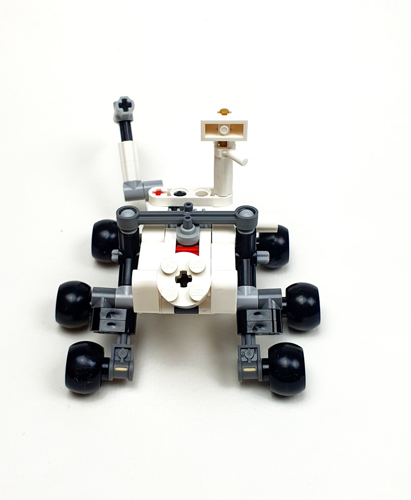 LEGO NASA Mars Rover Perseverance 30682 aufgebaut