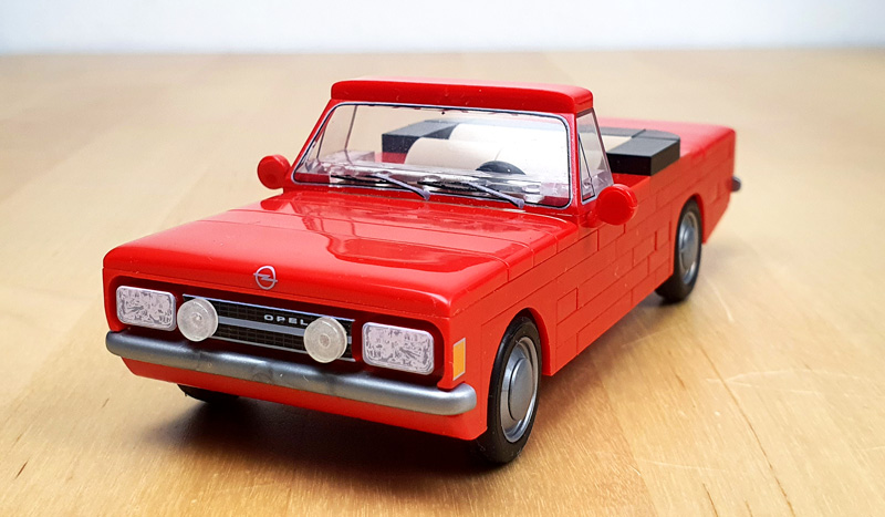 COBI Opel Rekord C 1700L Cabriolet 24599 aufgebaut vordere Ansicht