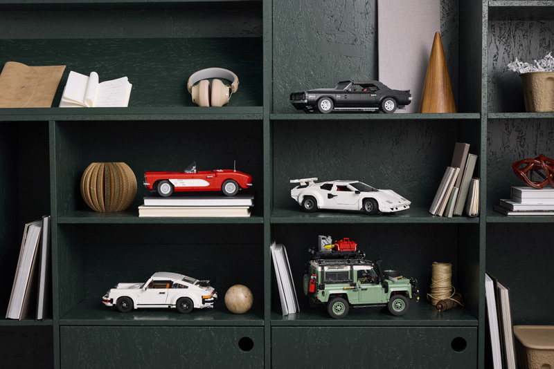 LEGO 10337 Lamborghini Countach Lifestyle Set ausgestellt