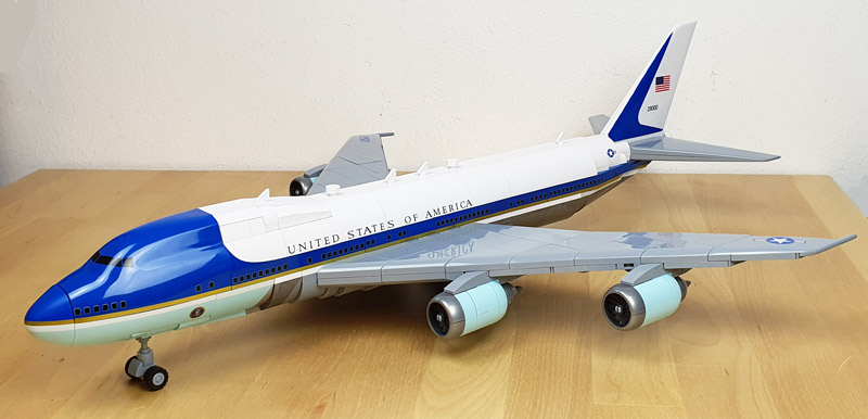 COBI Boeing 747 Air Force One 26610 aufgebaut