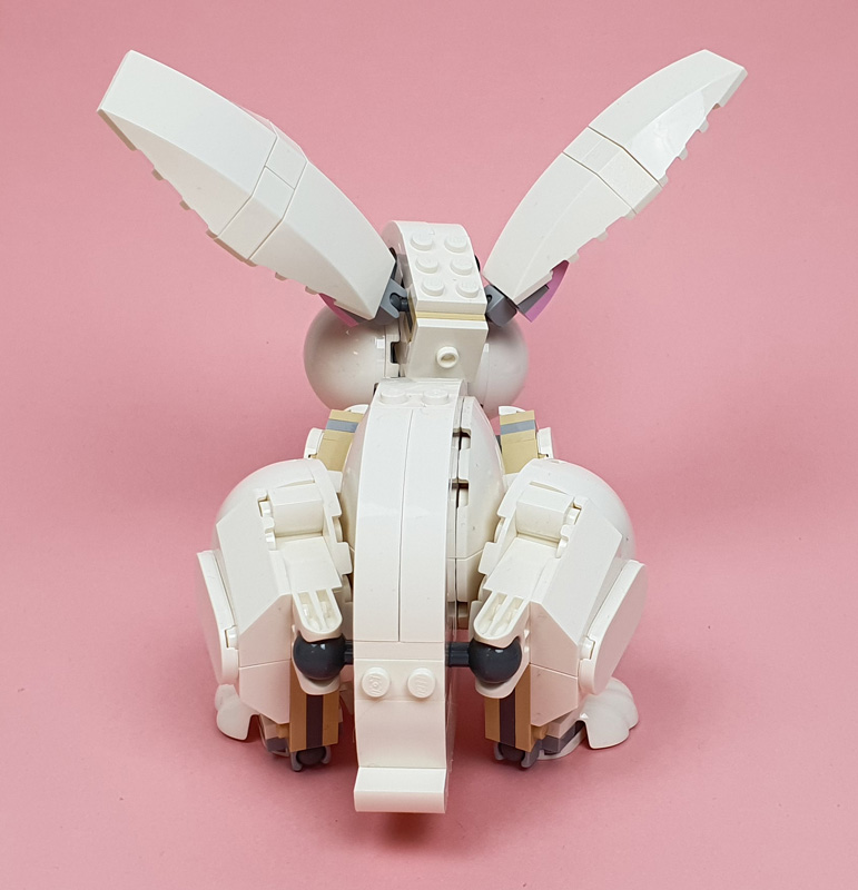 LEGO Weißer Hase 31133 aufgebaut