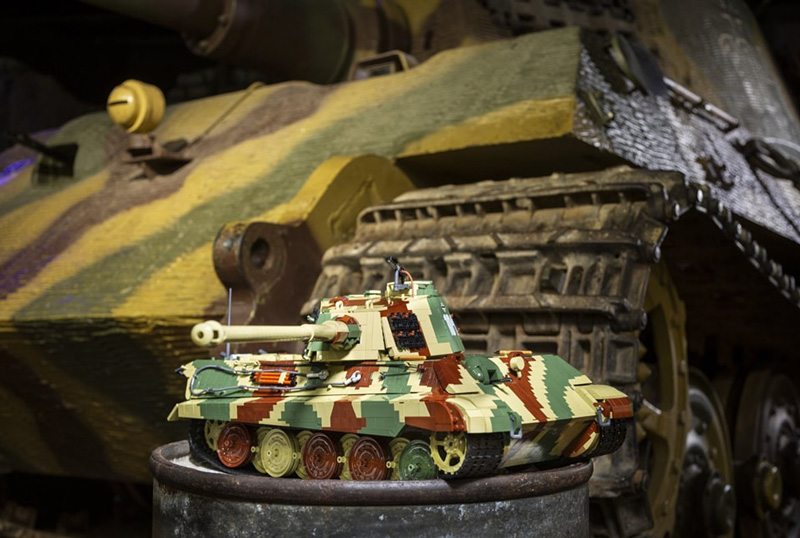 COBI Königstiger 2808 Tank Museum Bovington Original und Modell