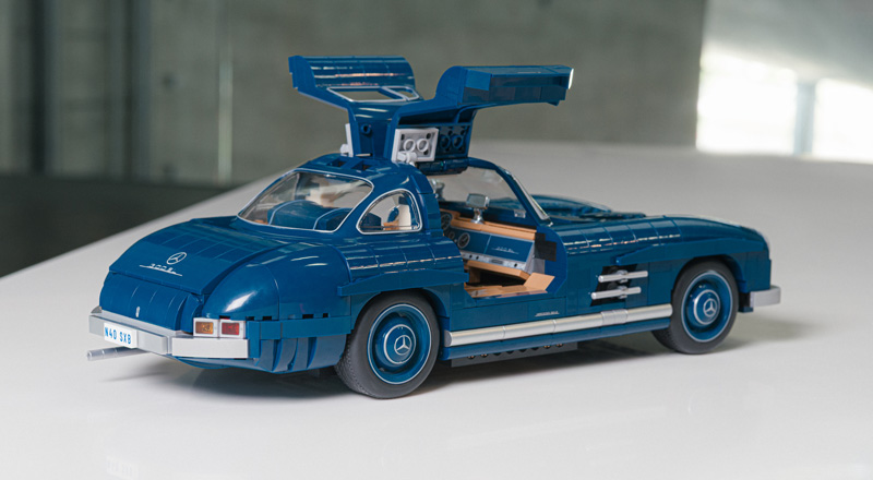 Mattel Brick Shop Hot Wheels Mercedes 300 SL Lifestyle