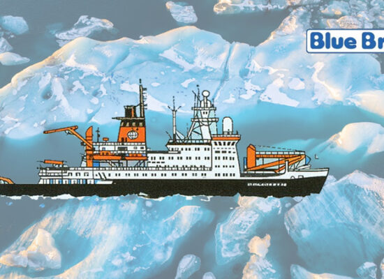 Forschungsschiff Polarstern demnächst als Lizenzset bei BlueBrixx