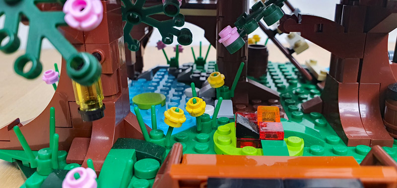 CaDA Four Seasons Tree House C66004W gebaut Detail
