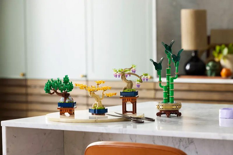LEGO Botanicals Mini-Bonsai und Glücks-Bambus