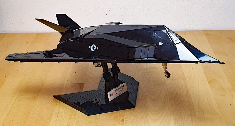 COBI Lockheed F-117 Nighthawk 5903 Set gebaut