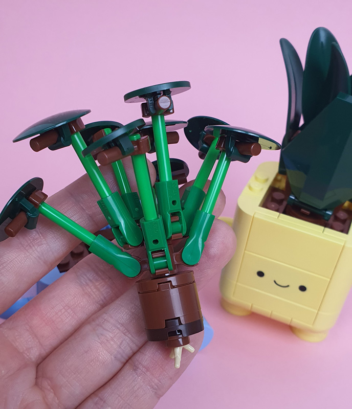 LEGO Happy Plants 10349 gebaut