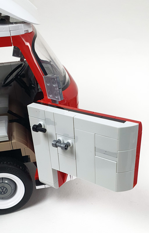 COBI Volkswagen T2a Camper Van 24361 Executive Edition gebautes Set geöffnete Tür