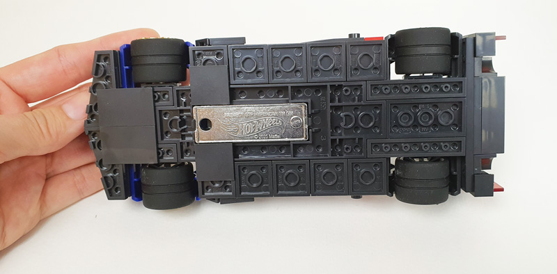 Mattel Brick Shop Cadillac Project GTP Hypercar JFR89 gebautes Auto mit Metallplakette