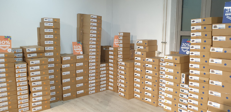 Besuch Bluebrixx Outlet Schenefeld