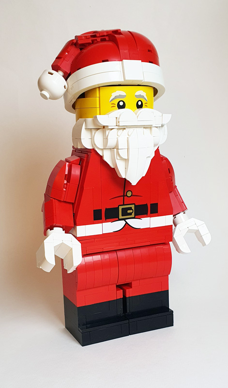 LEGO Große Weihnachtsmann-Minifigur 40820 gebaut