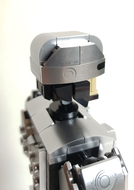 BlueBrixx RoboCop Actionfigur 106902 gebaut