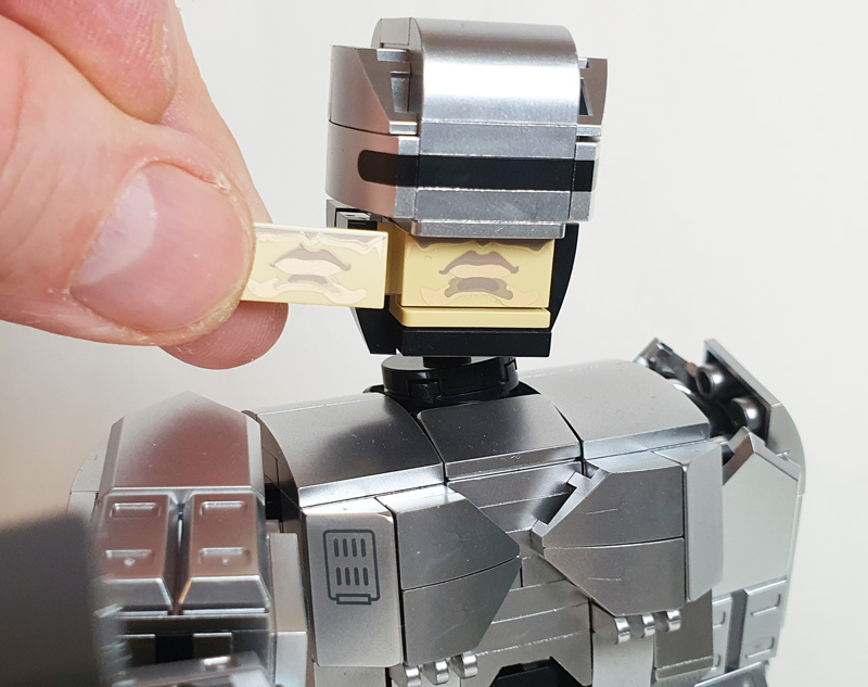 BlueBrixx RoboCop Actionfigur 106902 gebaut