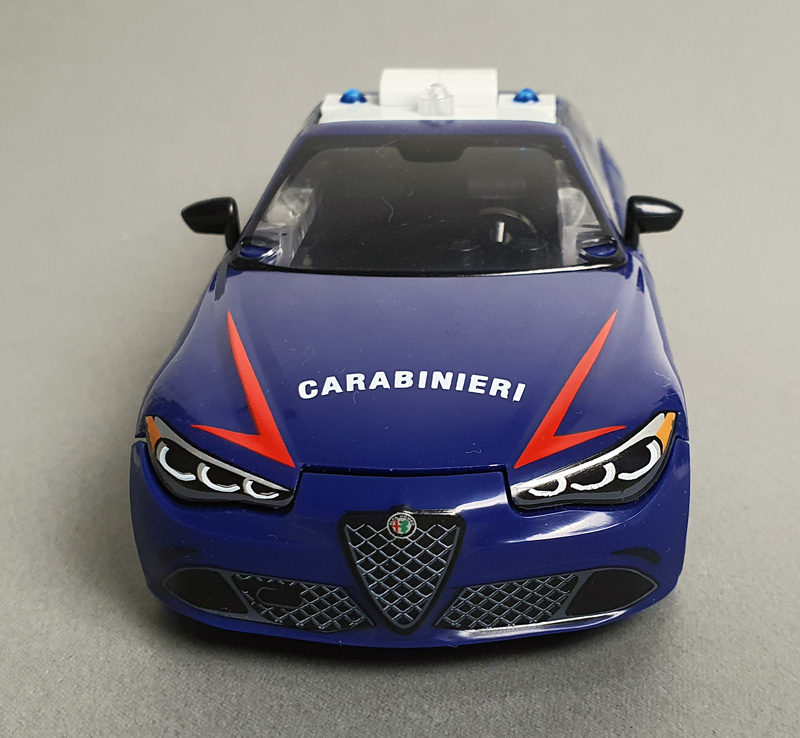 COBI Alfa Romeo Giulia Quadrifoglio Carabinieri 24654 gebaut